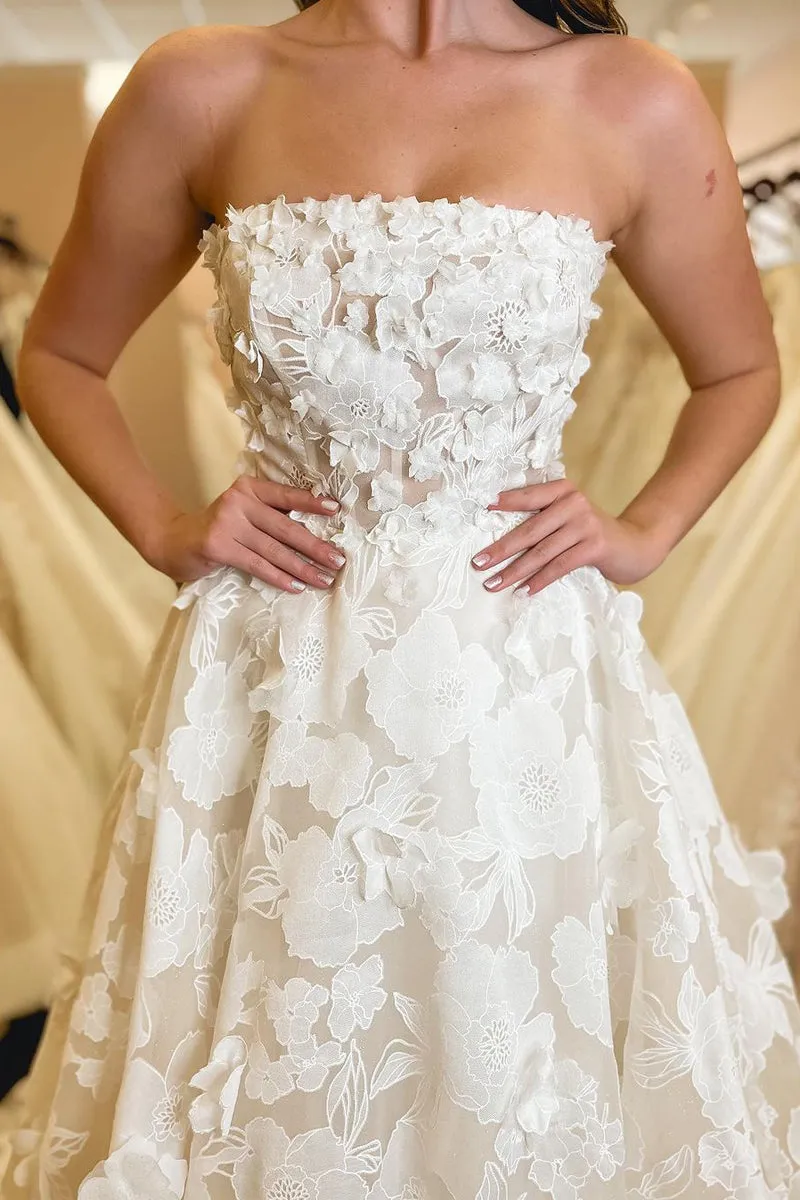 A-Line Strapless Floral Lace Wedding Dresses