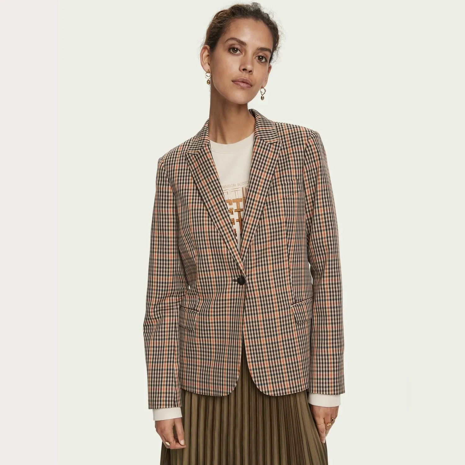 Classic Tailored Blazer (Autumn)