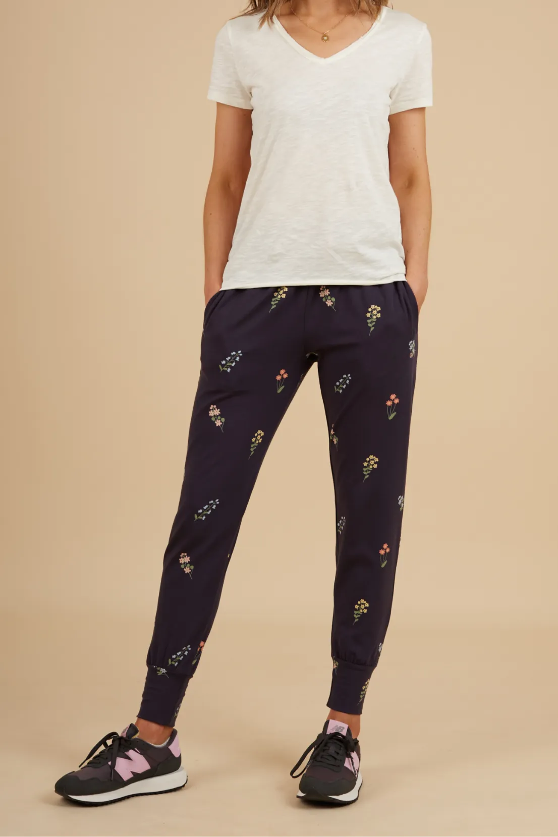 O&F Floral Print Stretch Joggers - Navy